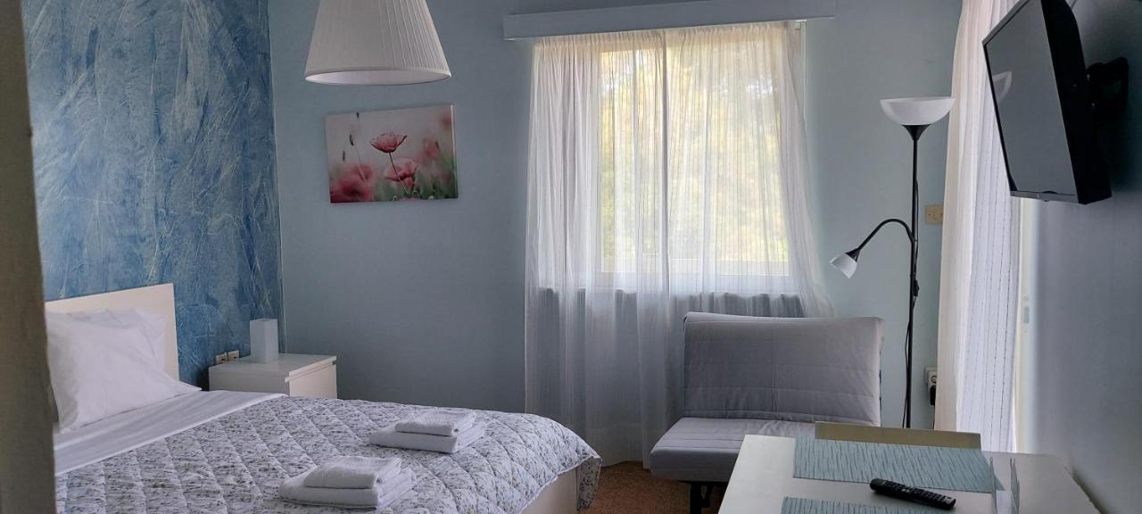 Oikika B10 Daire Artemida  Dış mekan fotoğraf